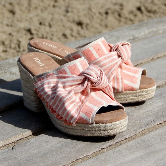 toms junie